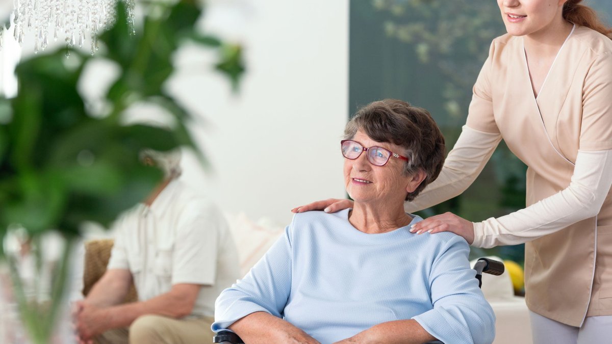 Alzheimer Hasta Bakıcısı