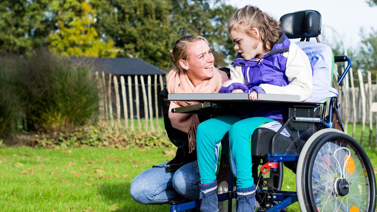 Engelli Çocuk Bakıcısı